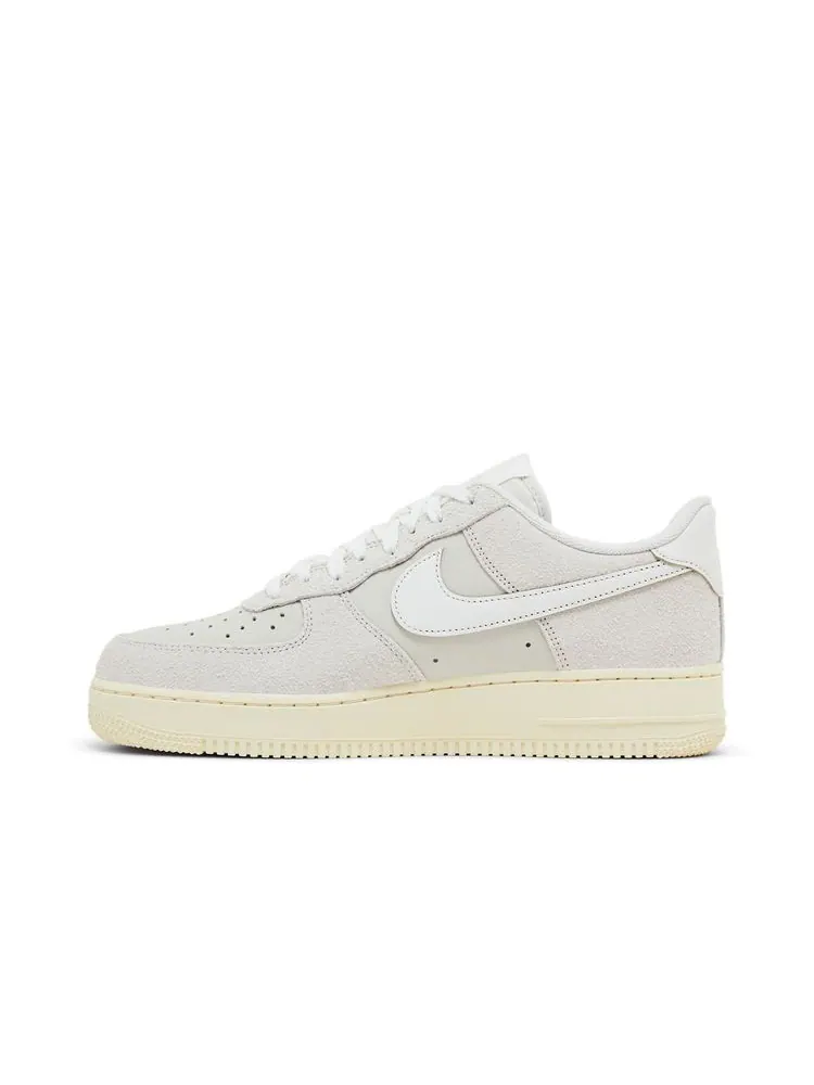 Кроссовки Nike Air Force 1 '07 LX 'Phantom' — изображение 3 из 4, фантомный