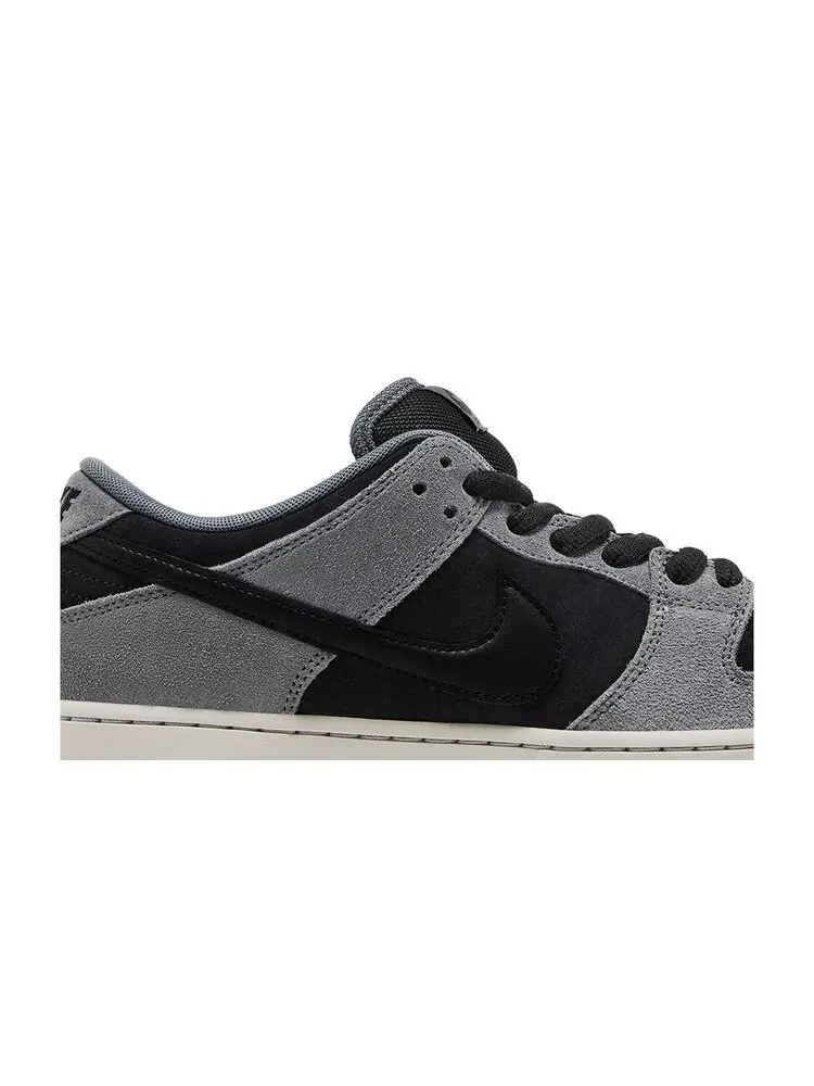 Кроссовки Nike Dunk Low SB Dark Smoke Grey — изображение 2 из 6, темный серый