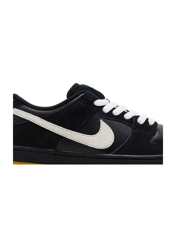 Кроссовки Dunk Low Pro SB 'Black White Gum' — изображение 2 из 8, черный белый