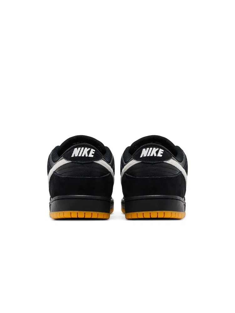 Кроссовки Dunk Low Pro SB 'Black White Gum' — изображение 6 из 8, черный белый