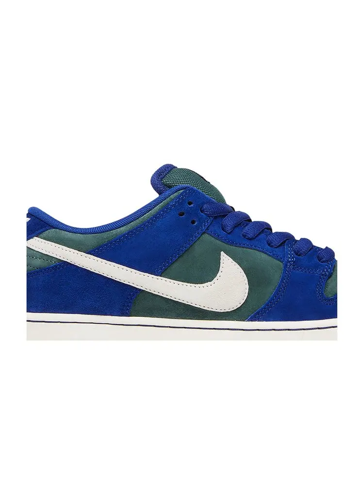Кроссовки Dunk Low Pro SB 'Deep Royal Vintage Green' — изображение 2 из 8