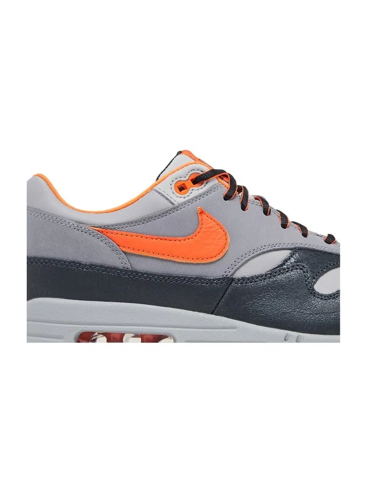 Кроссовки Nike HUF x Air Max 1 SP — изображение 2 из 4, серый