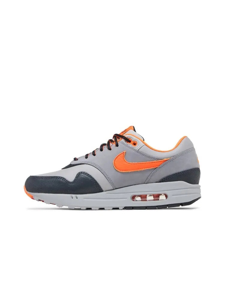 Кроссовки Nike HUF x Air Max 1 SP — изображение 3 из 4, серый
