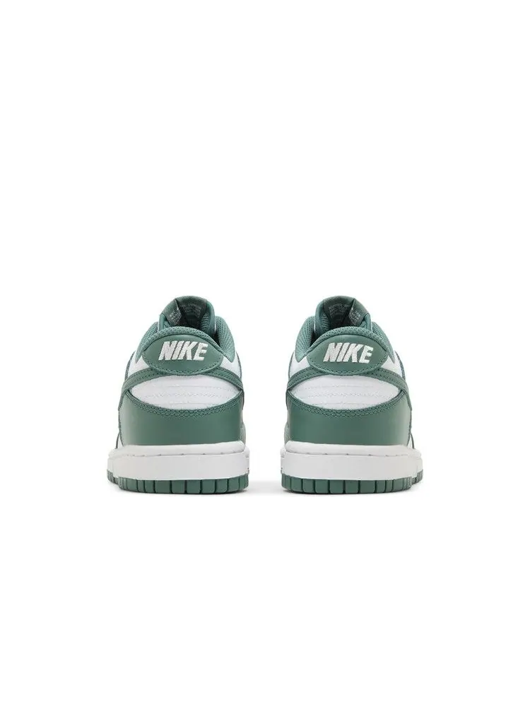 Кроссовки Nike Dunk Low GS 'Bicoastal' — изображение 7 из 9, белый