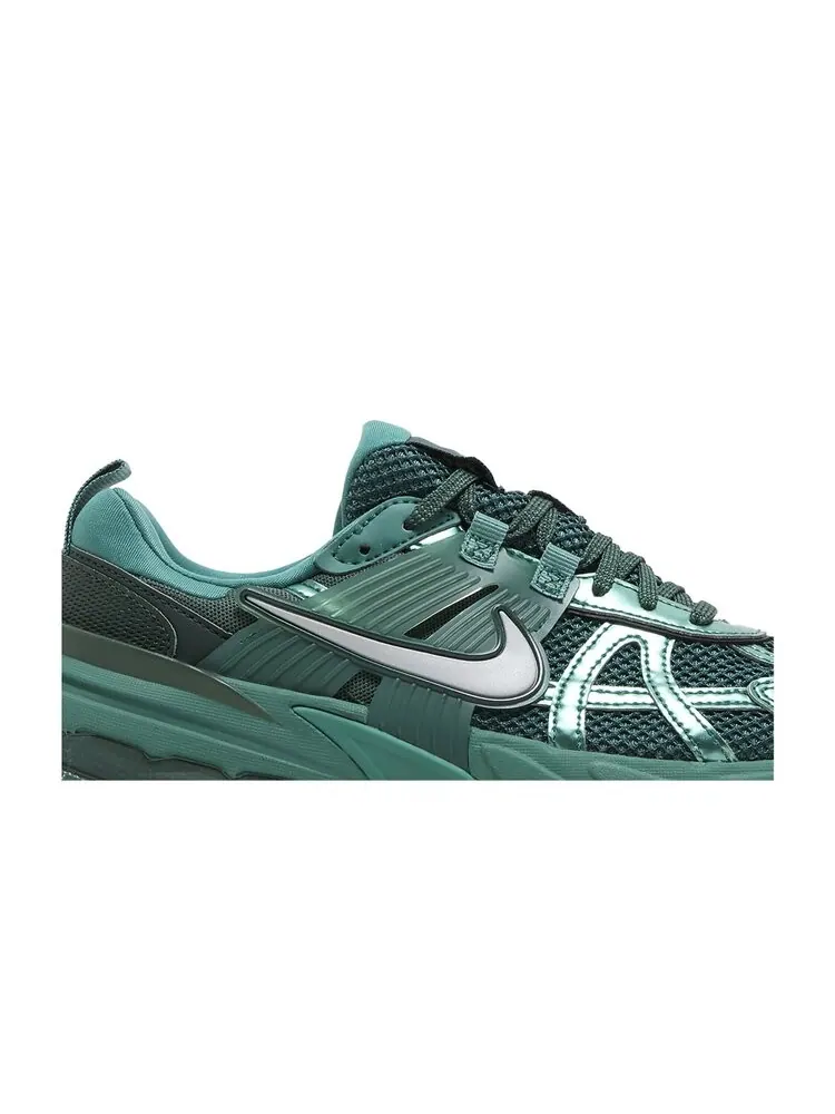 Кроссовки Nike Wmns V2K Run — изображение 2 из 4, зеленый