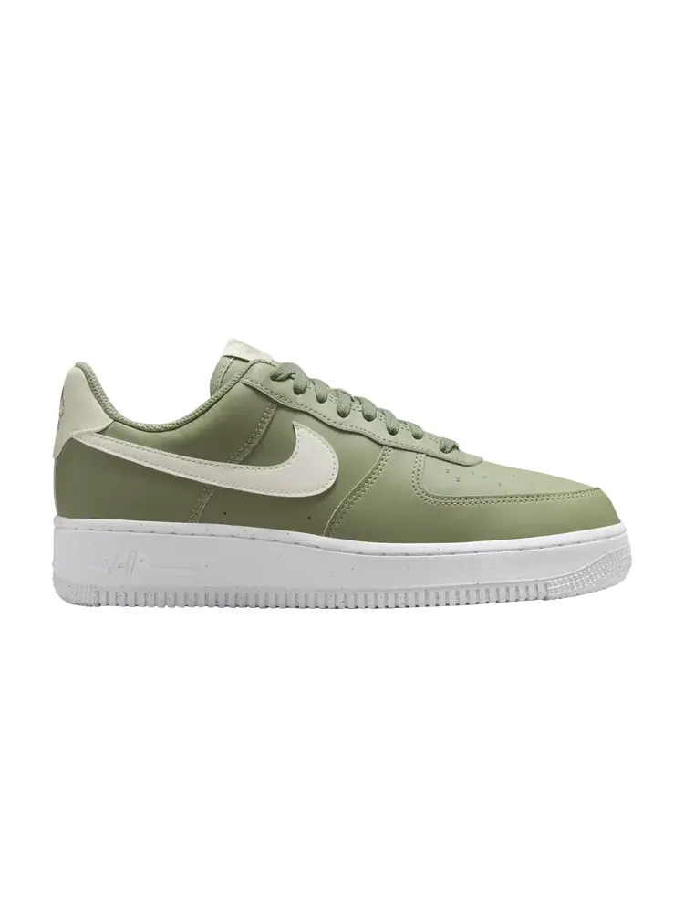 Кроссовки Nike Wmns Air Force 1 — изображение 1 из 1, зеленый