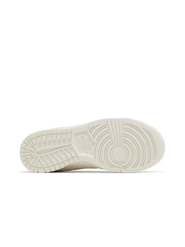 Кроссовки Nike Wmns Dunk Low — изображение 4 из 4, бежевый