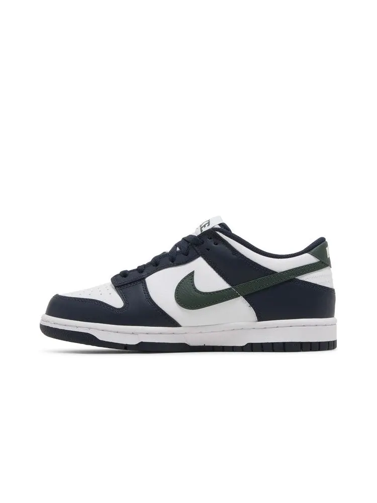 Кроссовки Nike Dunk Low GS 'Obsidian Vintage Green' — изображение 4 из 9, винтажный зеленый/белый