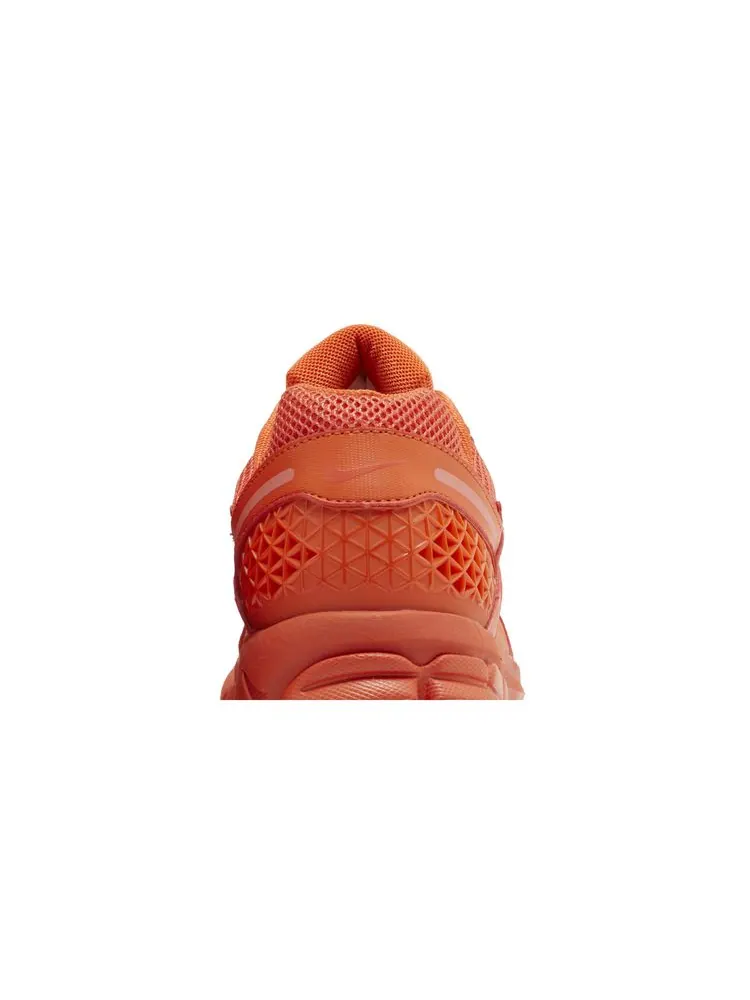Кроссовки Air Zoom Vomero 5 'Cosmic Clay' — изображение 7 из 8, космическая глина