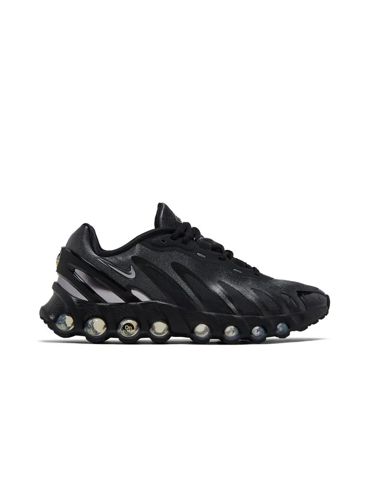 Кроссовки Wmns Air Max DN8 'Black Metallic Dark Grey' — изображение 1 из 8