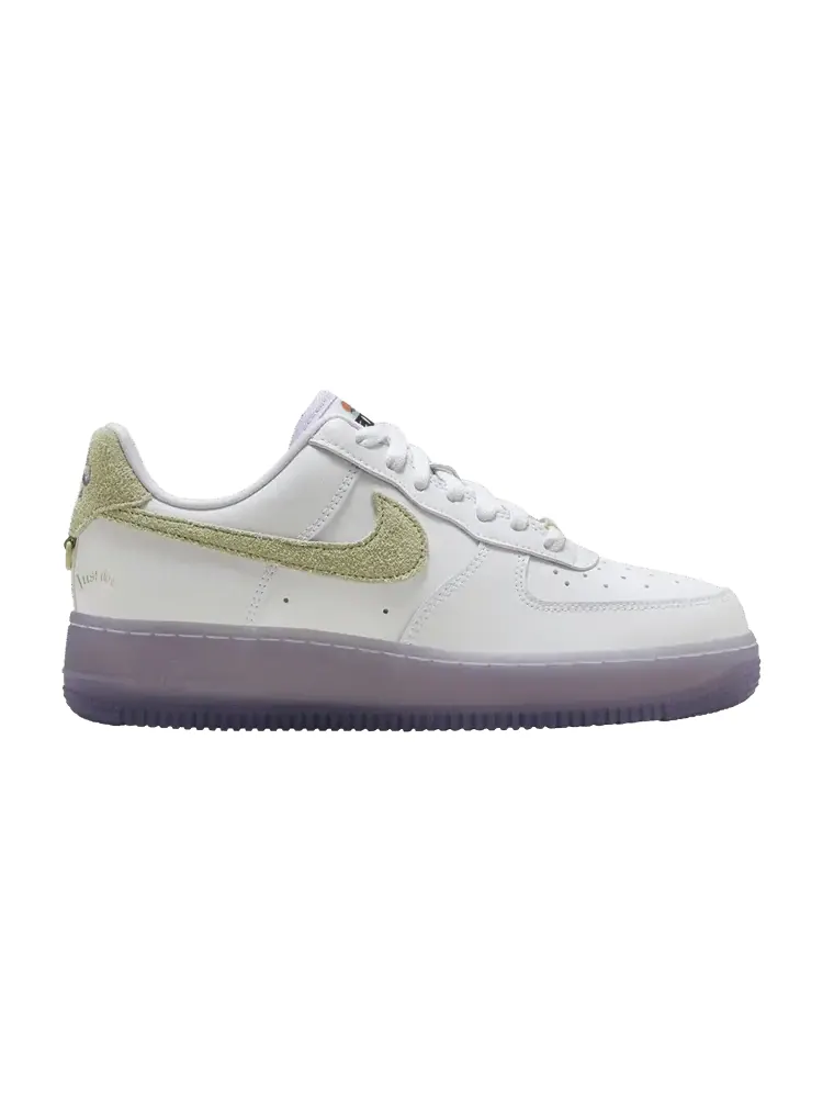Кроссовки Nike Wmns Air Force 1 '07 LX 'Dusk Till Dawn' — изображение 1 из 1, белый//мульти