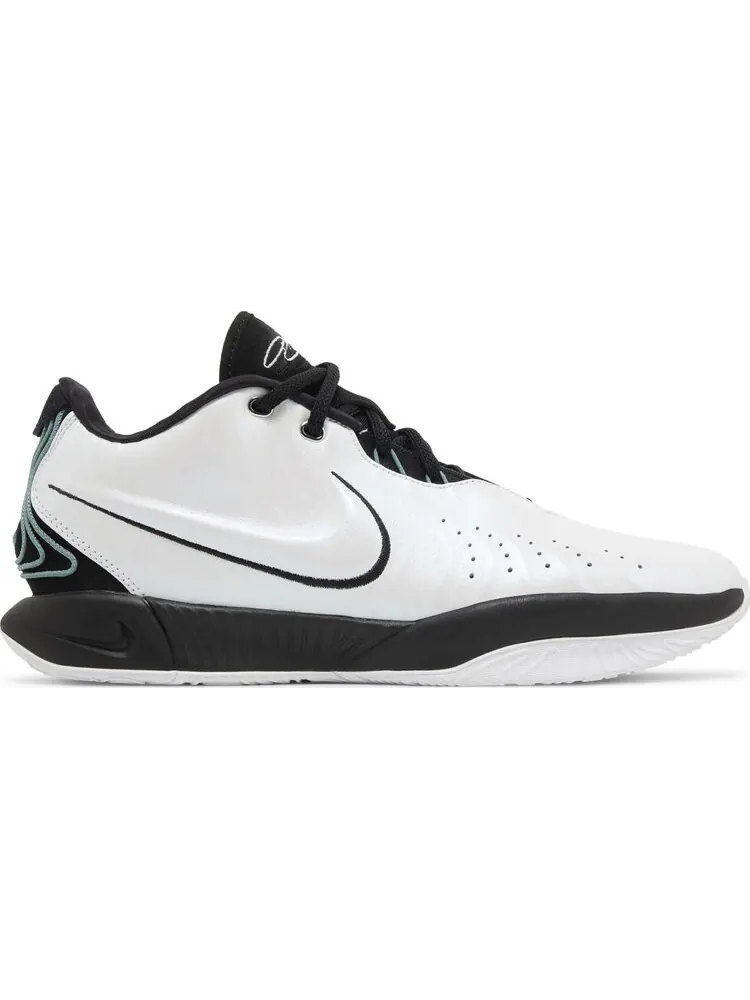 Кроссовки LeBron 21 'Conchiolin' — изображение 1 из 4, белый