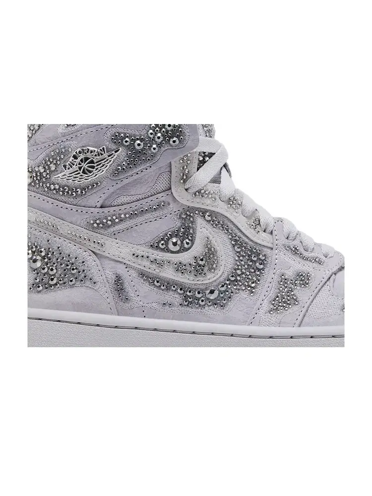Кроссовки Swarovski x Wmns Air Jordan 1 High OG — изображение 2 из 8, серый