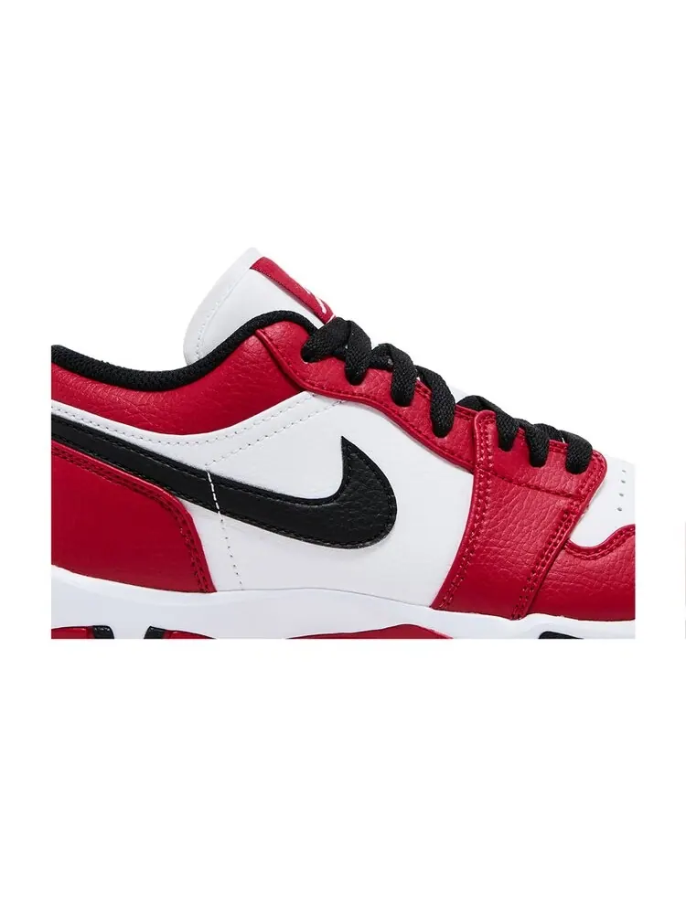 Кроссовки Air Jordan Jordan 1 Low Cleat GS — изображение 2 из 4, белый