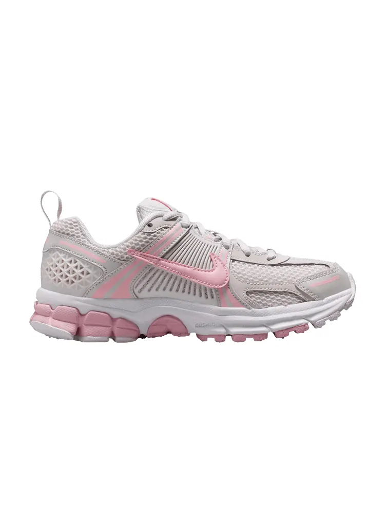 Кроссовки Nike Vomero 5 GS 'Vast Grey Medium Soft Pink' — изображение 1 из 1