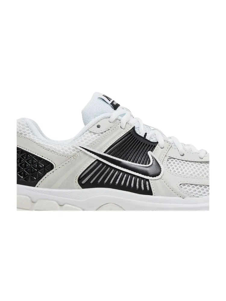 Кроссовки Vomero 5 GS 'White Black' — изображение 2 из 8, белый черный