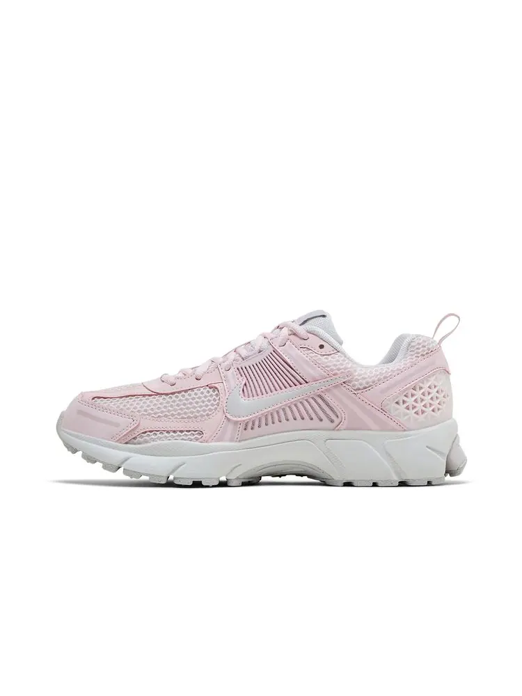 Кроссовки Vomero 5 GS 'Pearl Pink' — изображение 3 из 8, розовый