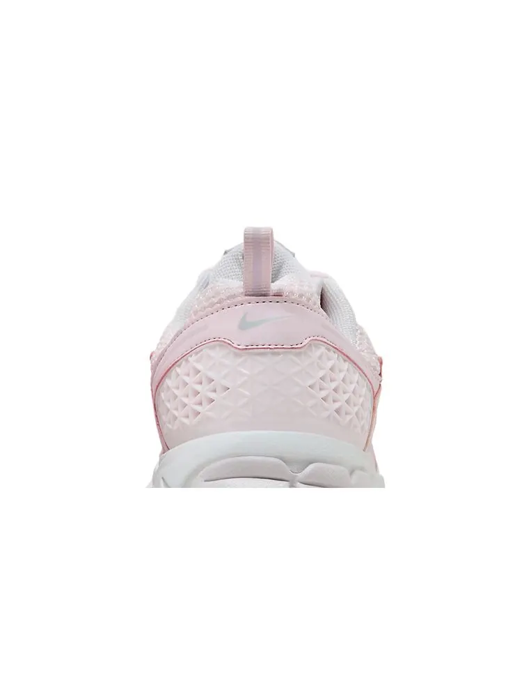 Кроссовки Vomero 5 GS 'Pearl Pink' — изображение 7 из 8, розовый