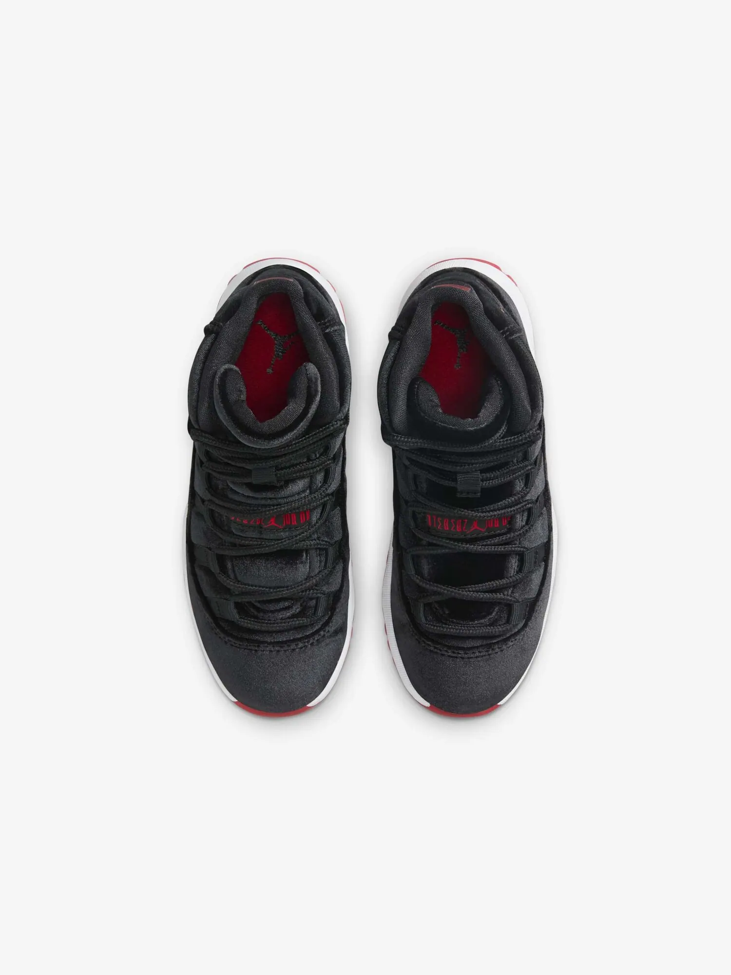 Кроссовки детские Air Jordan 11 PS Retro PS 'Bred Velvet' — изображение 3 из 8, черный/красный