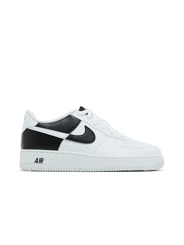 Кроссовки Nike Air Force 1 Next Nature GS 'Split - White Black' — изображение 2 из 9, белый/черный