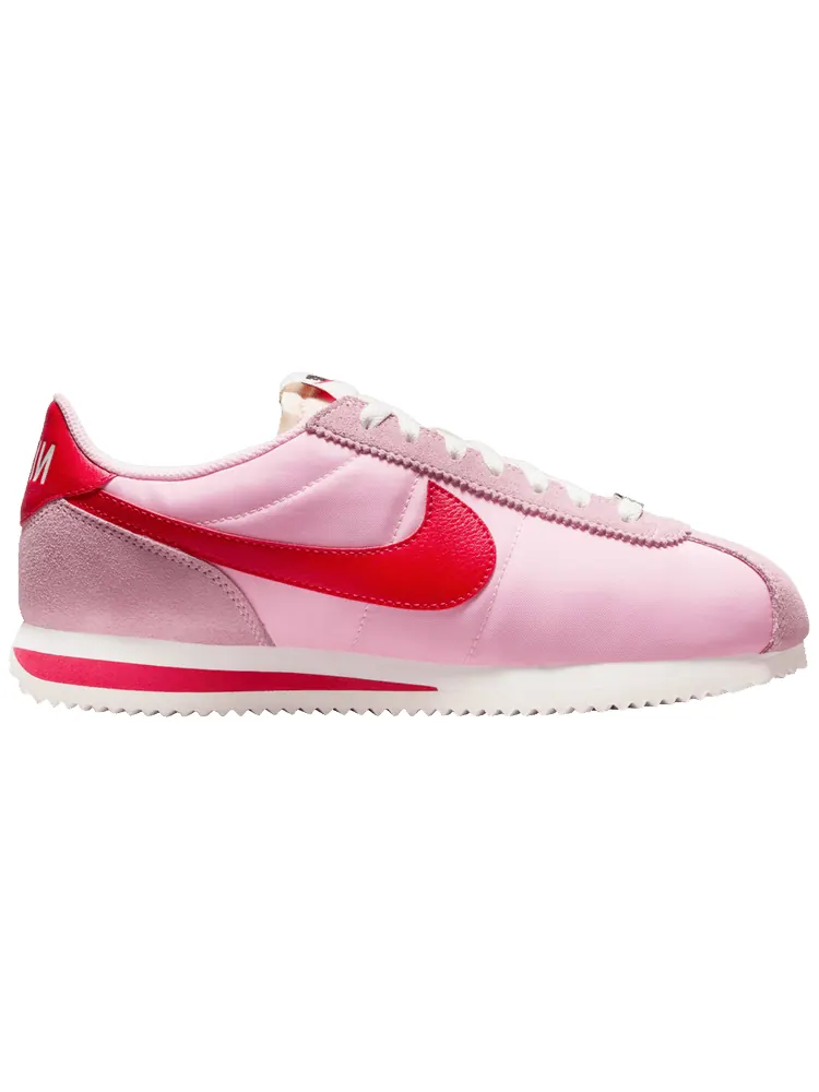 Кроссовки Nike Wmns Cortez TXT 'Soft Pink Fire Red' — изображение 1 из 1, розовый красный