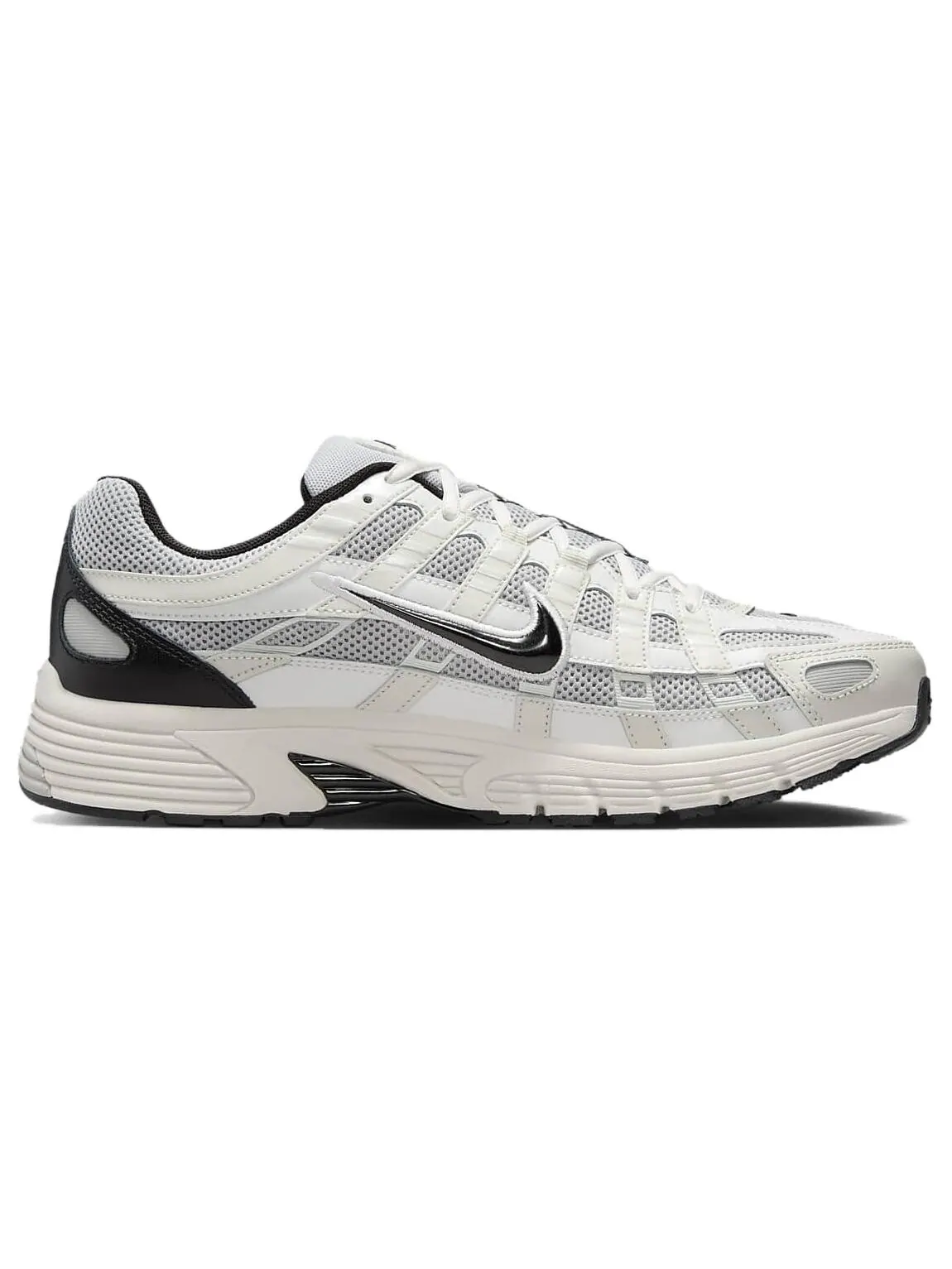 Кроссовки Nike P-6000: Стиль и Комфорт в Серебристо-Черном Исполнении — изображение 2 из 6