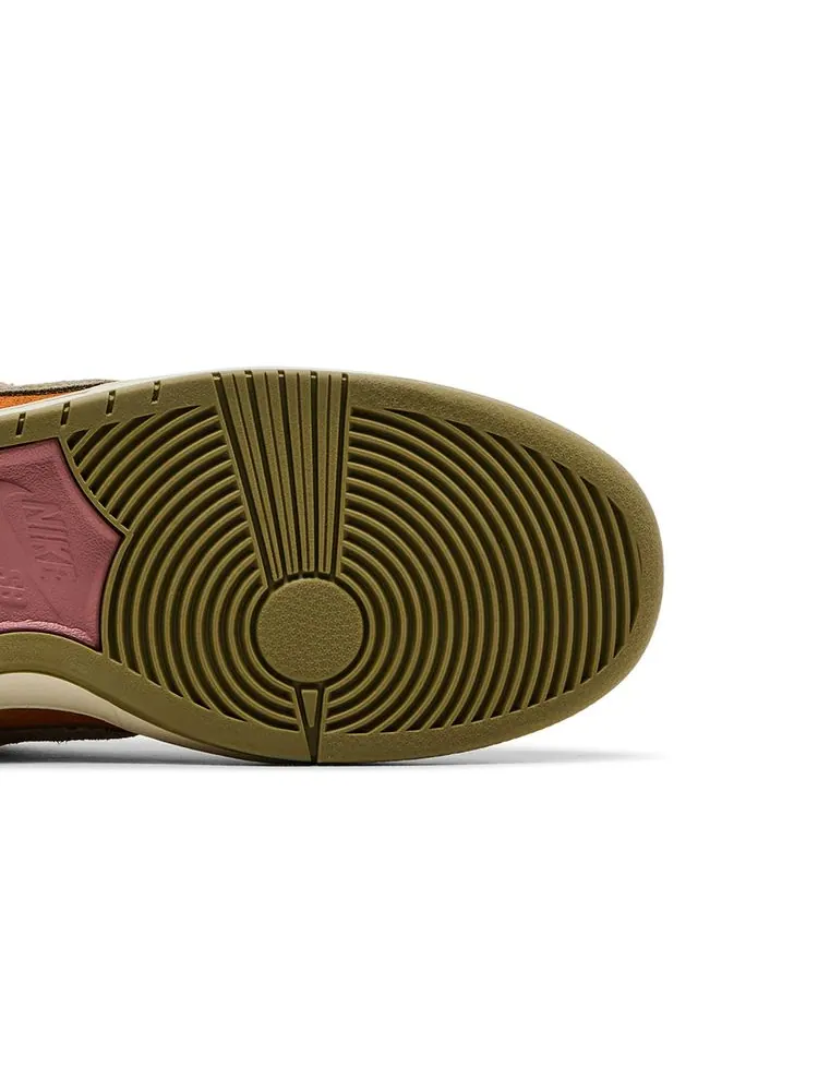 Кроссовки Dunk Low SB 'Red Stardust' — изображение 5 из 8, красный