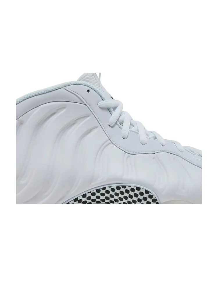 Кроссовки Air Foamposite One 'Triple White' — изображение 2 из 8, белый