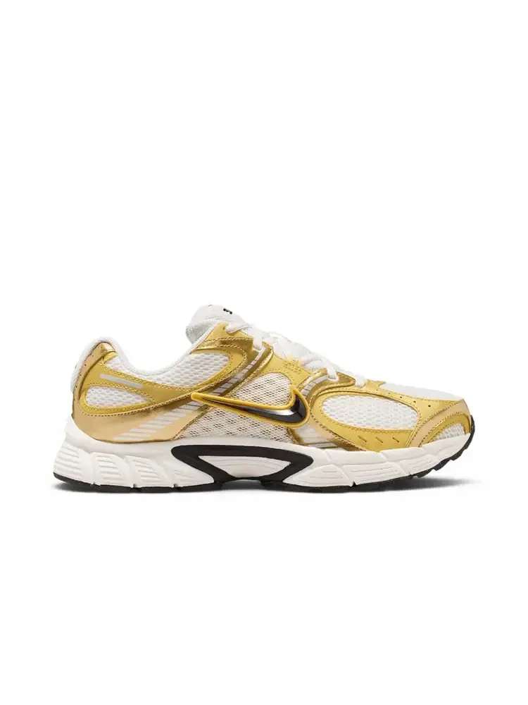 Кроссовки Nike V5 RNR — изображение 1 из 1, золотистый