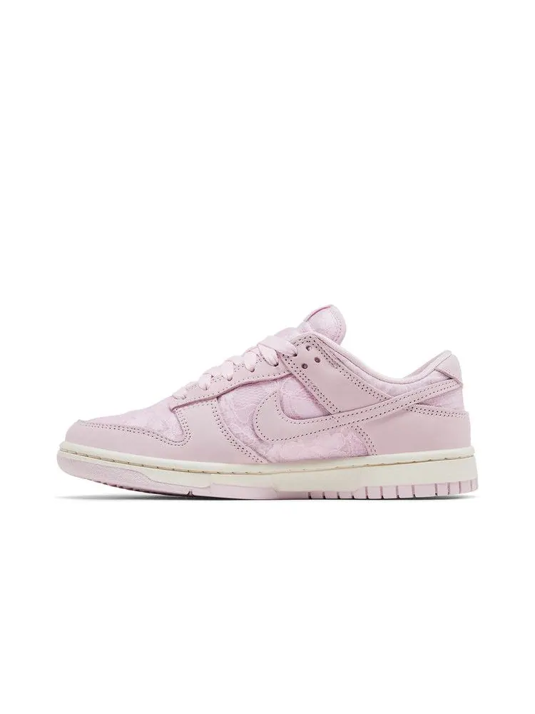 Кроссовки Nike Dunk Low Regal Pink — изображение 4 из 10, розовый//розовый