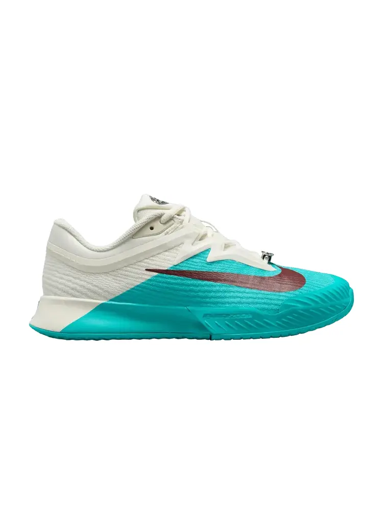 Кроссовки Wmns NikeCourt Air Zoom Vapor Pro 3 Premium HC 'Dusty Cactus Dark Team Red' — изображение 1 из 1, темный красный