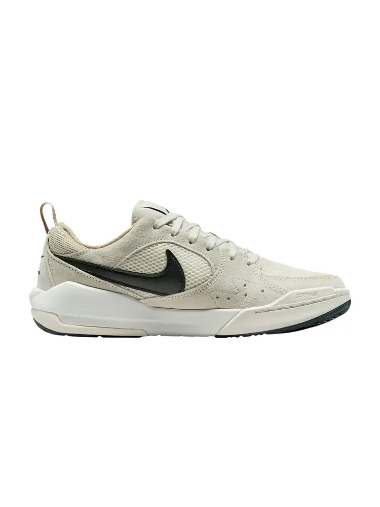 Кроссовки Wmns Air Jordan CMFT Era — изображение 1 из 1, светлый коричневый