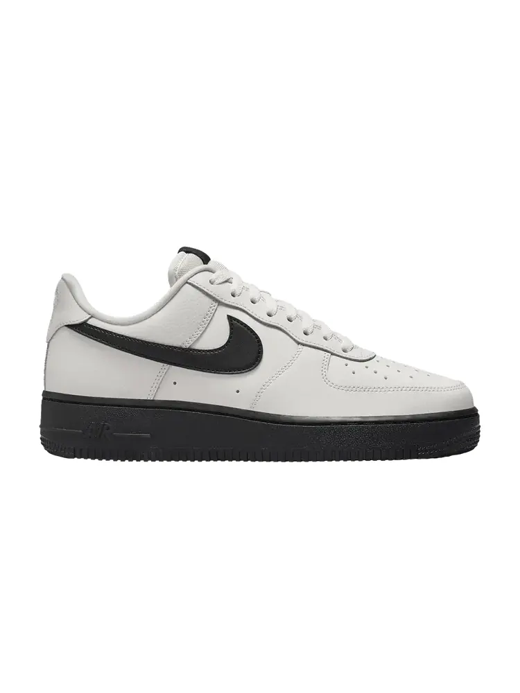 Кроссовки Wmns Air Force 1 '07 'Phantom Black' — изображение 1 из 1, белый