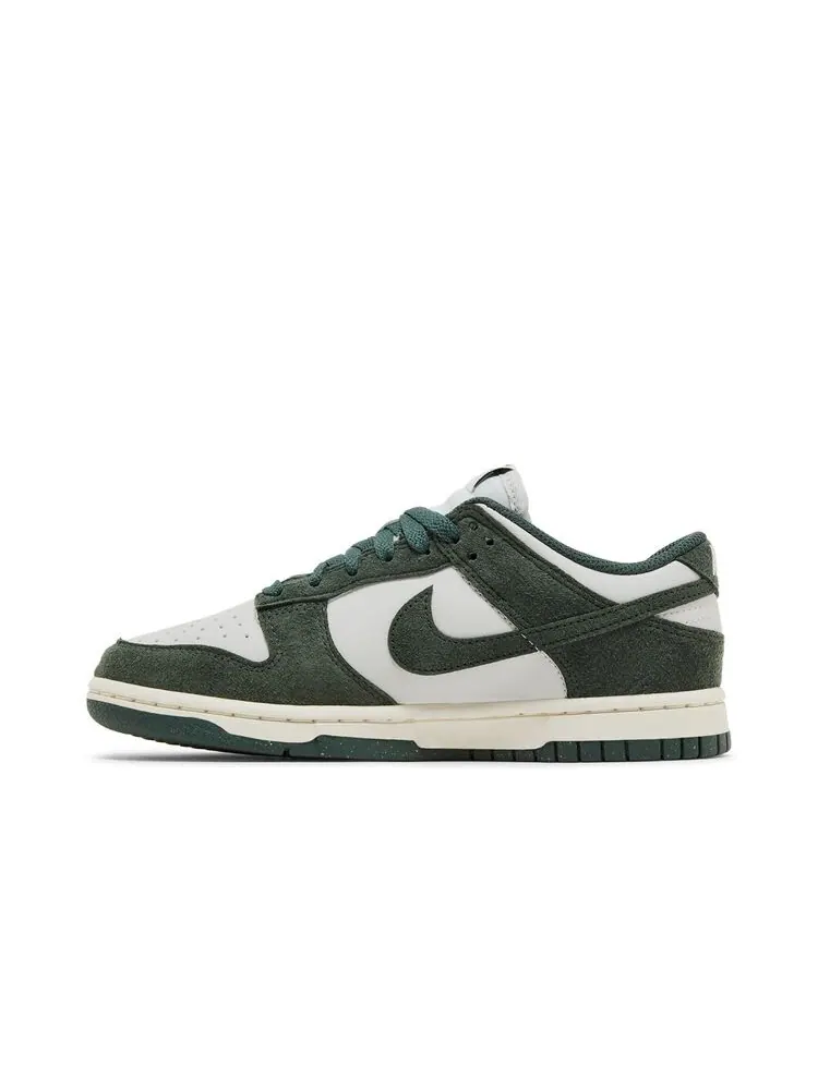 Кроссовки Nike Wmns Dunk Low Next Nature Vintage Green — изображение 3 из 6, винтажный зеленый