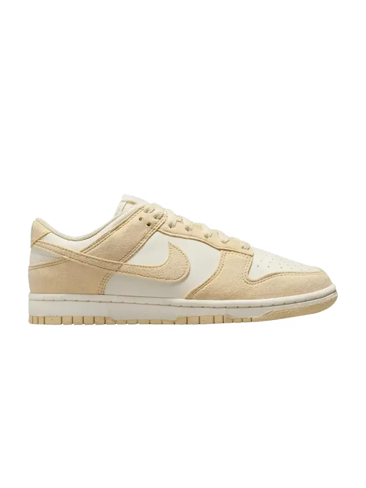 Кроссовки Nike Wmns Dunk Low Next Nature, Soft Pearl Beach — изображение 1 из 1, бежевый