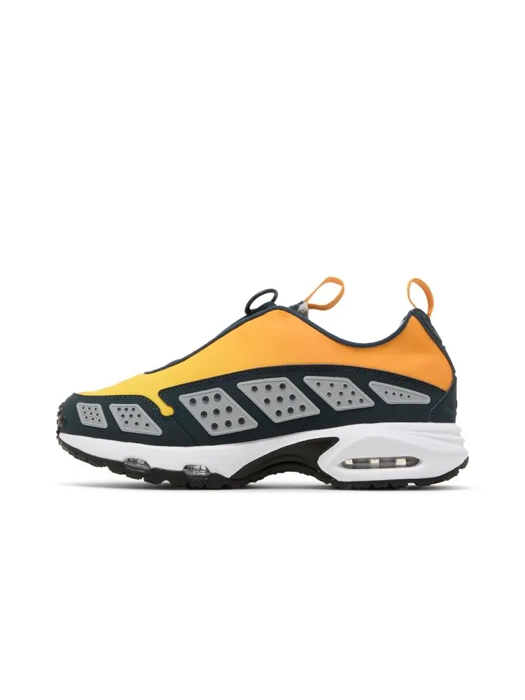 Кроссовки Wmns Air Sunder Max — изображение 3 из 4, золотистый