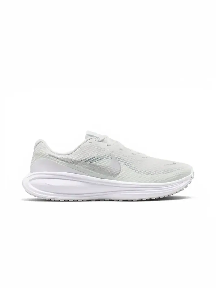 Кроссовки Nike Wmns Revolution 8 — изображение 1 из 1, белый зеленый