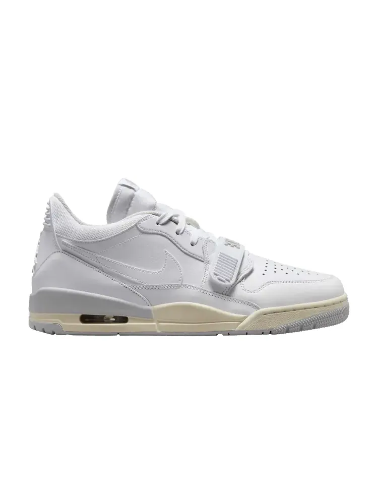 Кроссовки Air Jordan Jordan Legacy 312 Low 'White Coconut Milk' — изображение 1 из 1