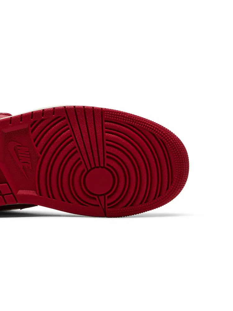 Кроссовки Air Jordan Wmns Air Jordan 1 Mid 'Valentine's Day 2025' — изображение 6 из 9, красный/белый