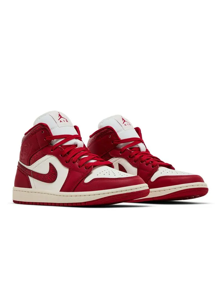 Кроссовки Air Jordan Wmns Air Jordan 1 Mid 'Valentine's Day 2025' — изображение 9 из 9, красный/белый