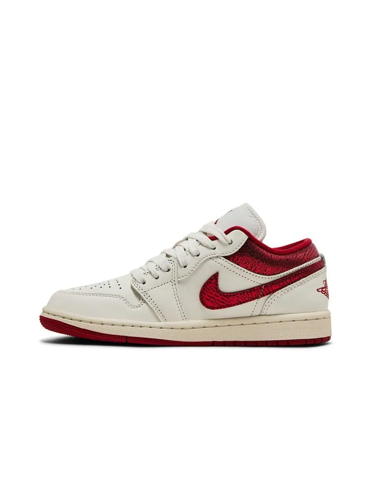 Кроссовки Air Jordan Wmns Air Jordan 1 Low 'Ruby' — изображение 4 из 9, красный/красный