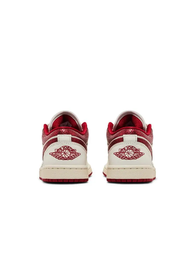 Кроссовки Air Jordan Wmns Air Jordan 1 Low 'Ruby' — изображение 7 из 9, красный/красный