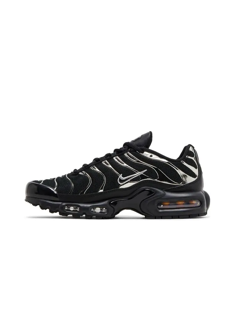 Кроссовки Nike Wmns Air Max Plus SE Black Chrome Silver — изображение 3 из 6, черный серебристый