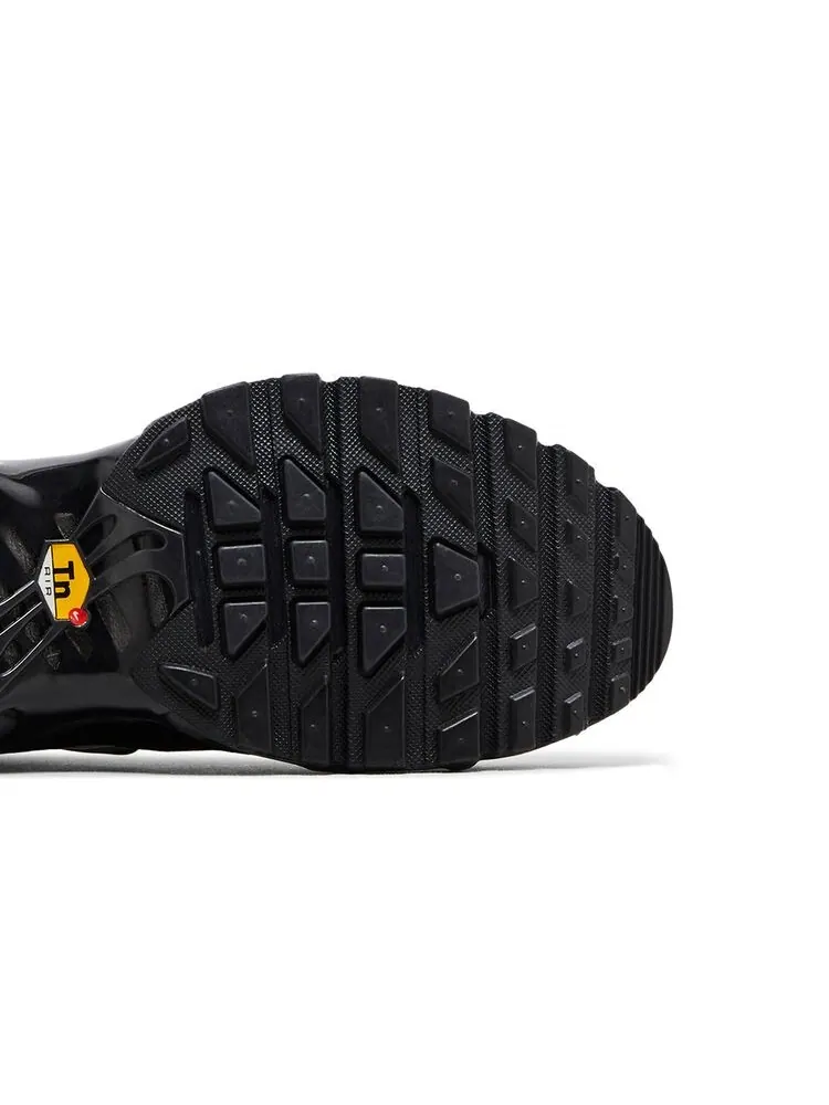 Кроссовки Nike Wmns Air Max Plus SE Black Chrome Silver — изображение 5 из 6, черный серебристый