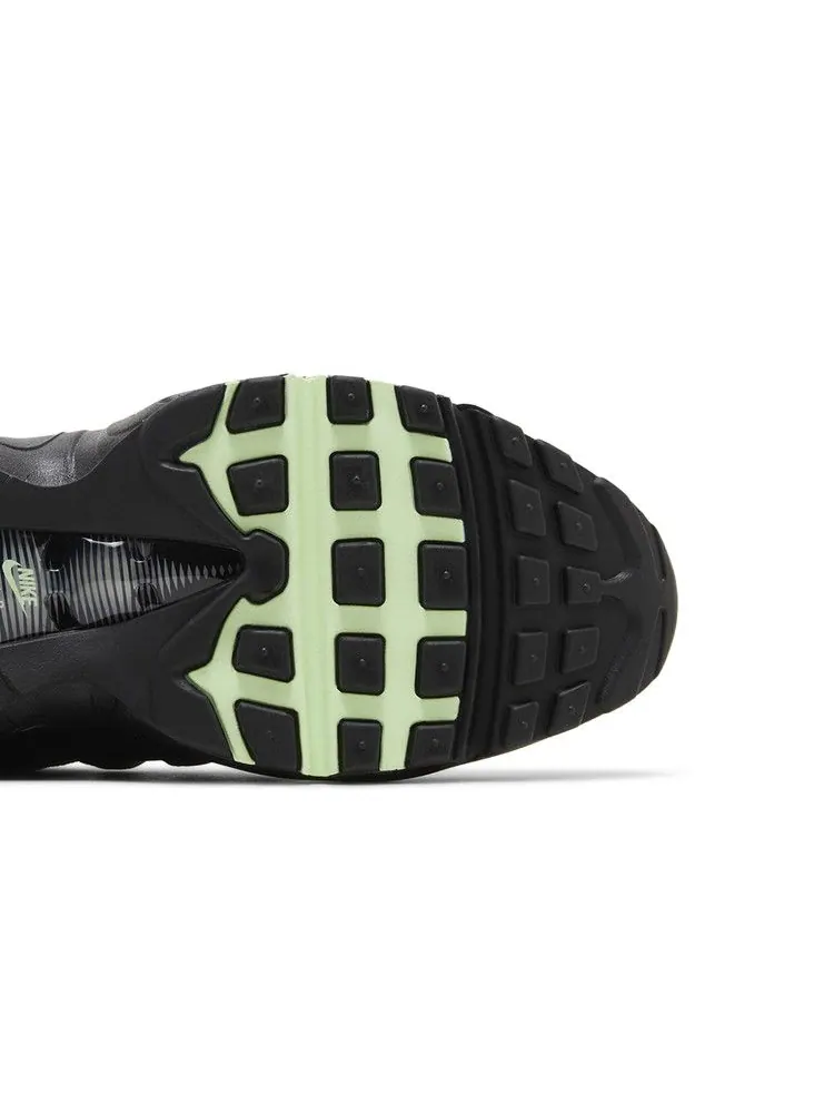 Кроссовки Nike Air Max 95 'Vapor Green' — изображение 6 из 9, черный/зеленый//серый