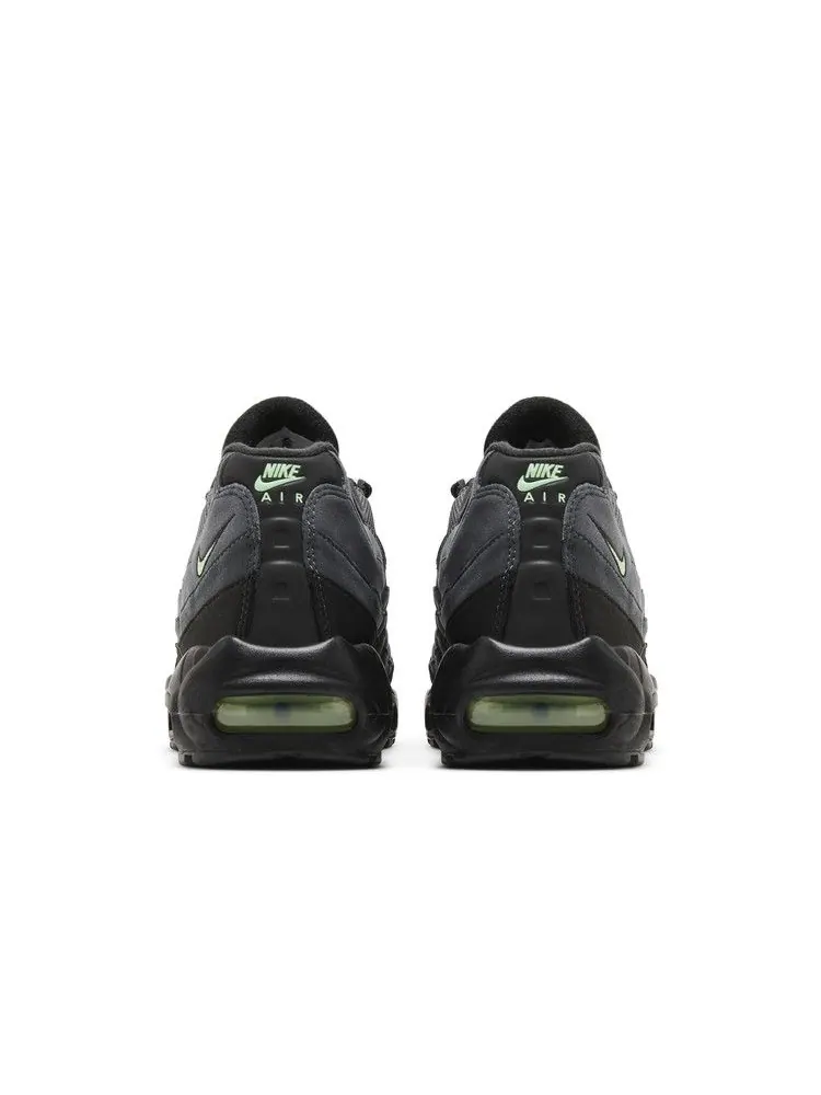 Кроссовки Nike Air Max 95 'Vapor Green' — изображение 7 из 9, черный/зеленый//серый