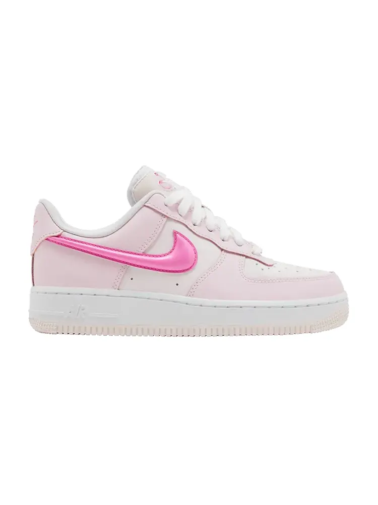 Кроссовки Nike Wmns Air Force 1 '07 LX 'Paw Print' — изображение 1 из 9