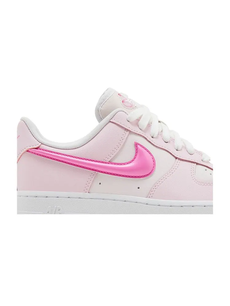 Кроссовки Nike Wmns Air Force 1 '07 LX 'Paw Print' — изображение 3 из 9