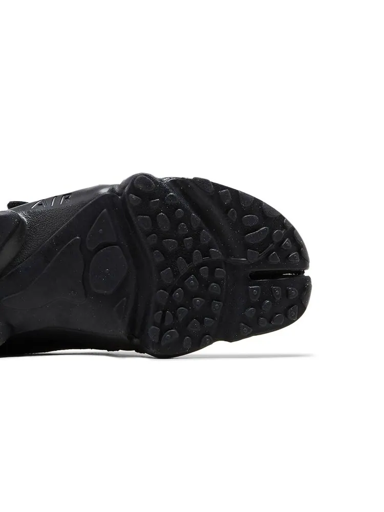 Кроссовки Wmns Air Rift Premium 'Triple Black' — изображение 5 из 8, черный