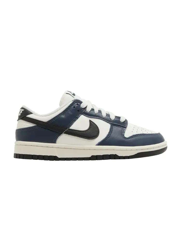 Кроссовки Nike Wmns Dunk Low 'Armory Navy' — изображение 1 из 9, темно-синий/черный/белый